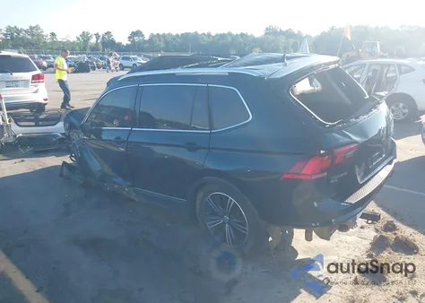 2018 Volkswagen Tiguan 2.0T Se/2.0T Sel z USA, uszkodzony, nr VIN 3VV2B7AX6JM028375